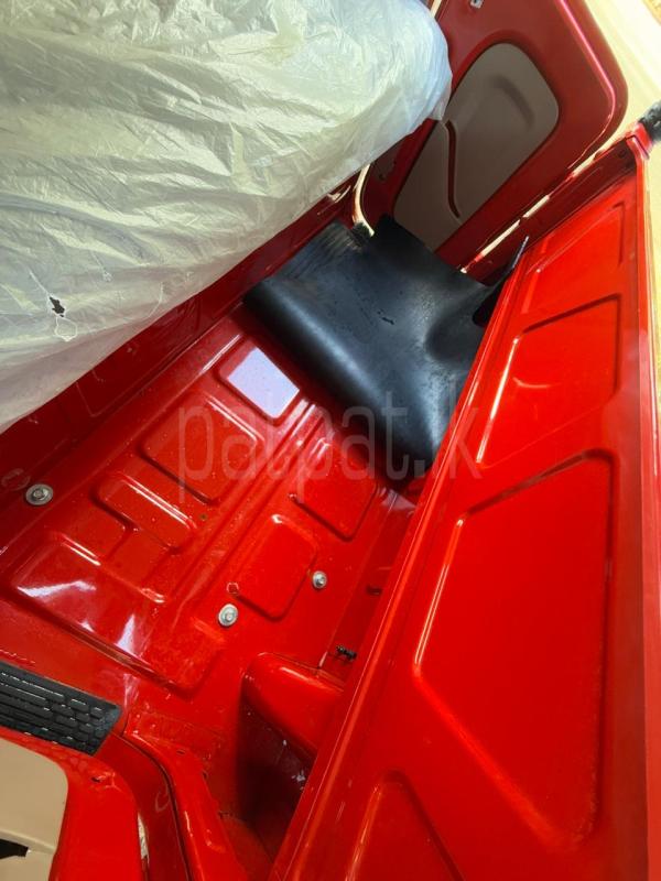 Advertisement image 6