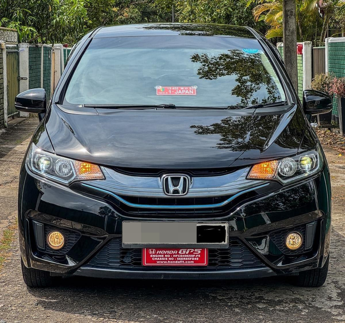 Honda Fit 2014 - பயன்படுத்தப்பட்டது கார் sale in Sri Lanka - patpat.lk