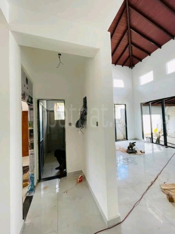 House for Sale in Athurugiriya