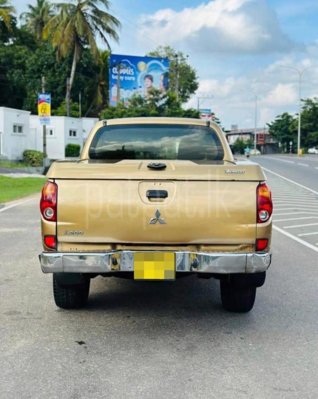 Advertisement image 6