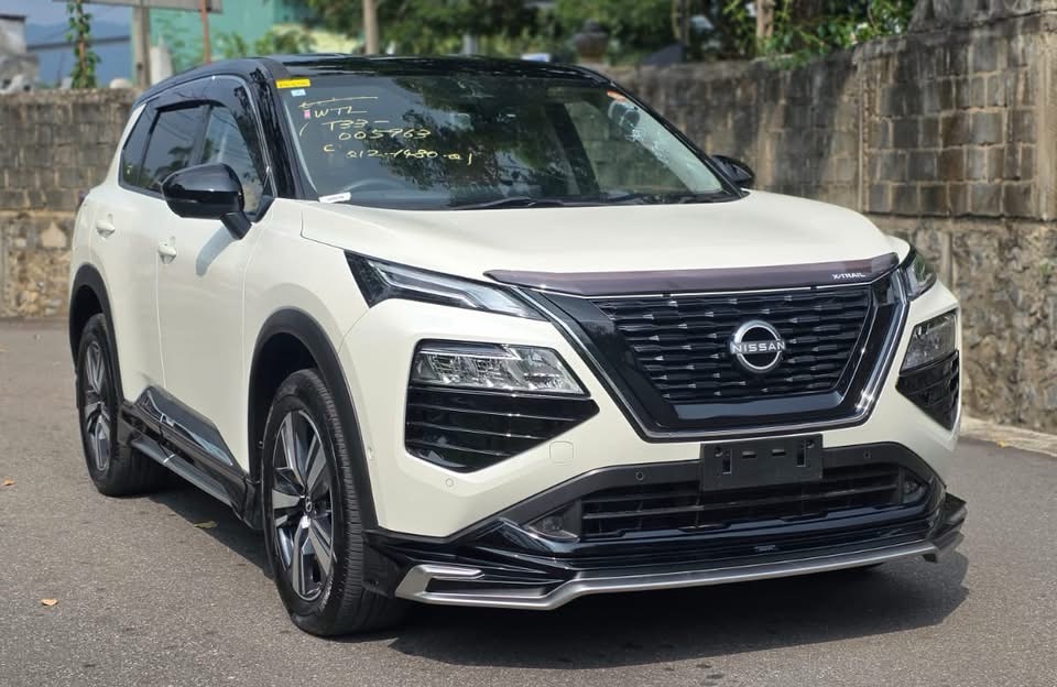 Nissan X Trail 2024 - අලුත් SUV රථය sale in Sri Lanka - patpat.lk