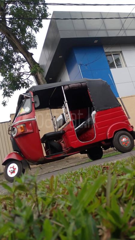 Bajaj 4 stroke 2013 - பயன்படுத்தப்பட்டது முச்சக்கர வண்டி sale in Sri Lanka - patpat.lk