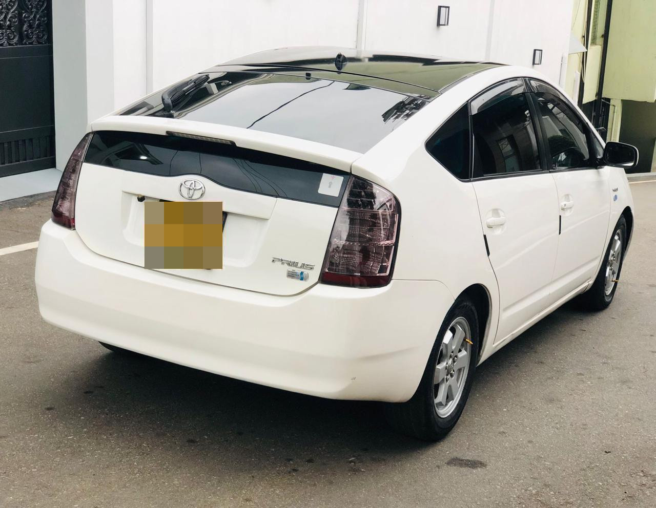 Toyota Prius 2008 - பயன்படுத்தப்பட்டது கார் sale in Sri Lanka - patpat.lk