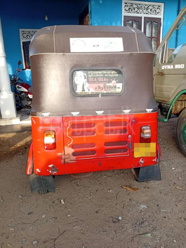 Bajaj 2 stroke 2006 - பயன்படுத்தப்பட்டது முச்சக்கர வண்டி sale in Sri Lanka - patpat.lk