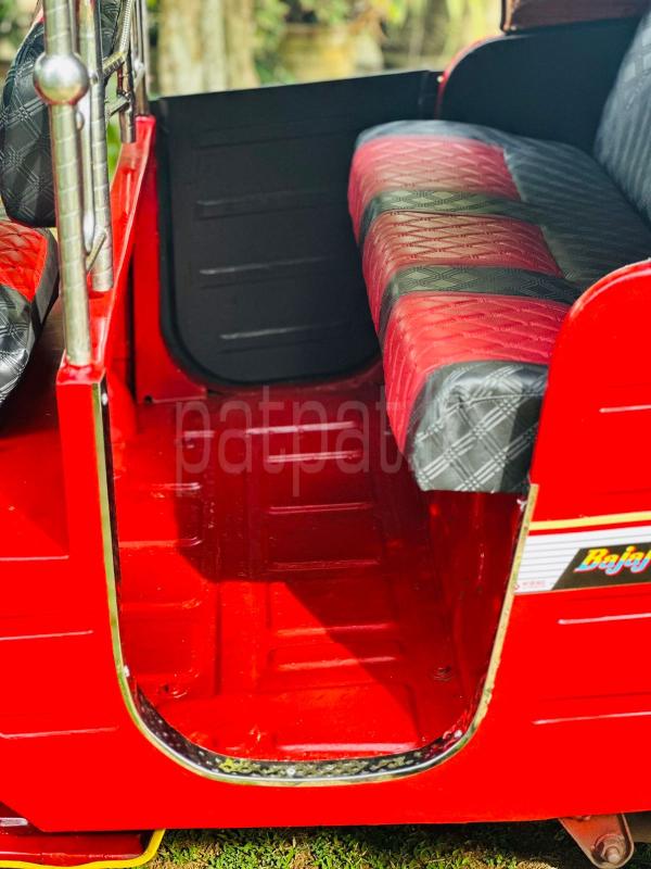 Bajaj Three Wheel 2014 - பயன்படுத்தப்பட்டது முச்சக்கர வண்டி sale in Sri Lanka - patpat.lk