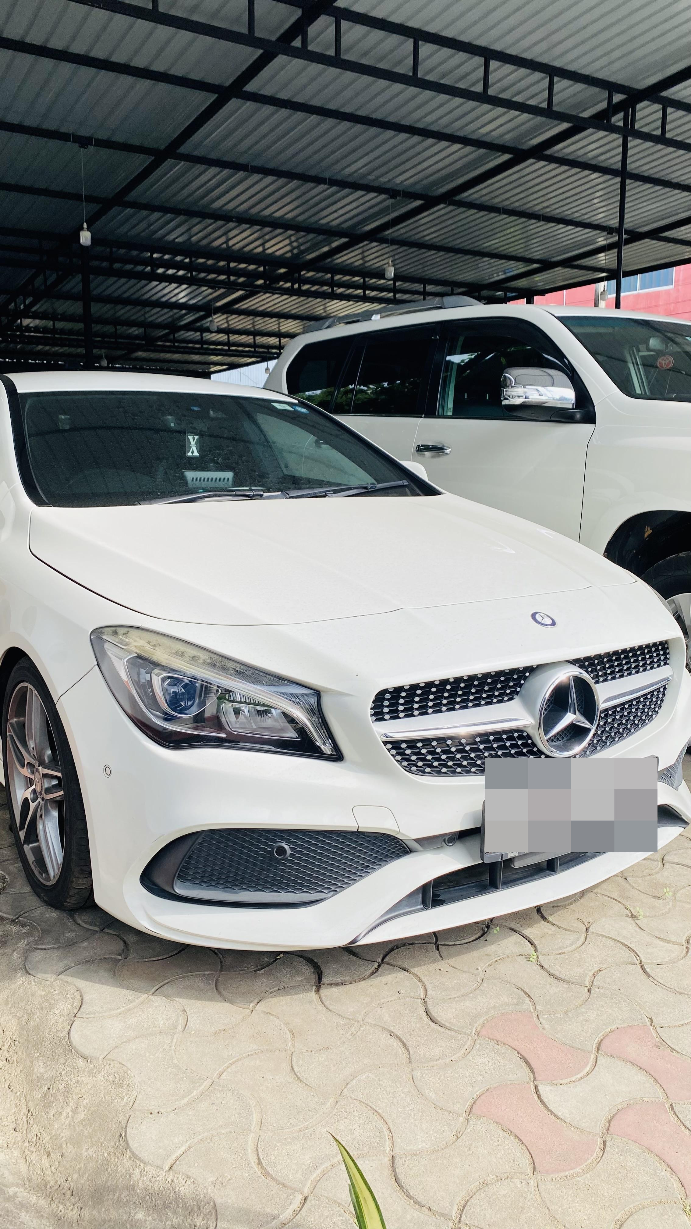 Mercedes Benz E200 2017 - பயன்படுத்தப்பட்டது கார் sale in Sri Lanka - patpat.lk