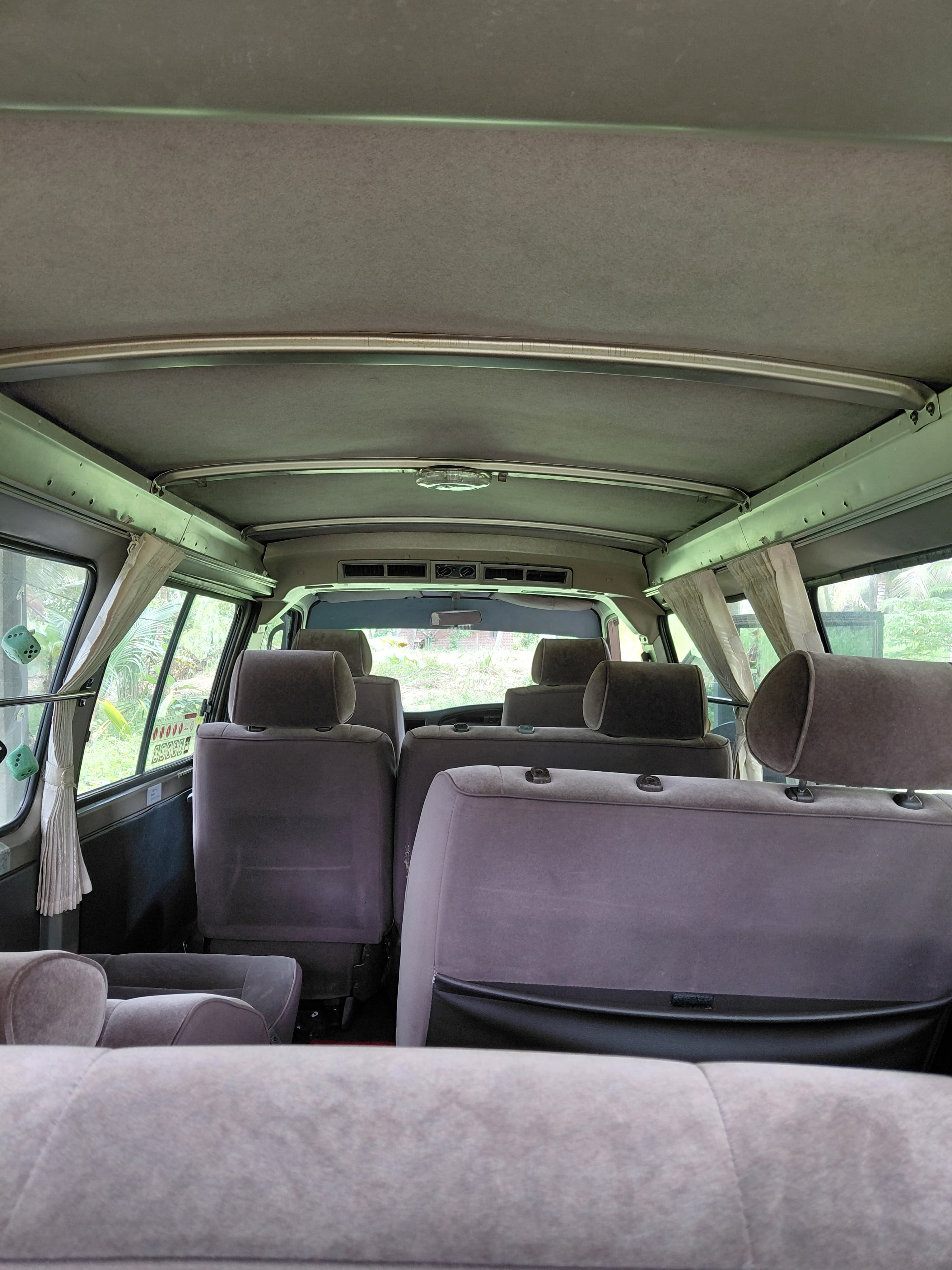 Nissan Caravan 1997 - Used Van sale in Sri Lanka - patpat.lk