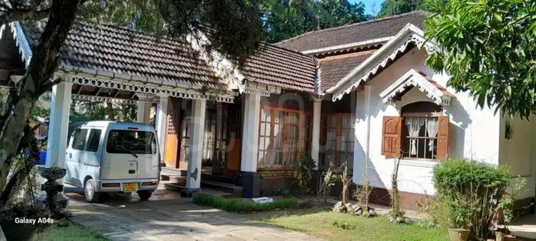 Commercial Land for Sale in Rambukkana