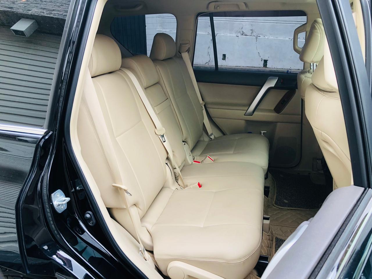 Toyota Land Cruiser Prado 2017 - பயன்படுத்தப்பட்டது SUV sale in Sri Lanka - patpat.lk