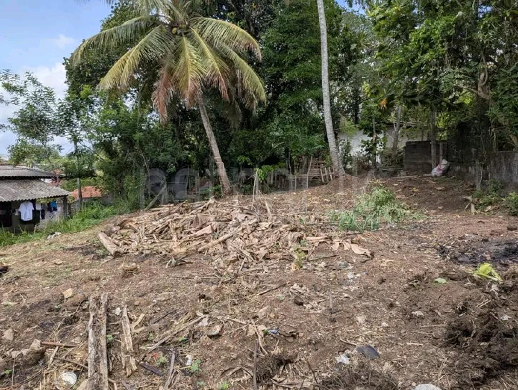 Commercial Land for Sale in Kadawatha