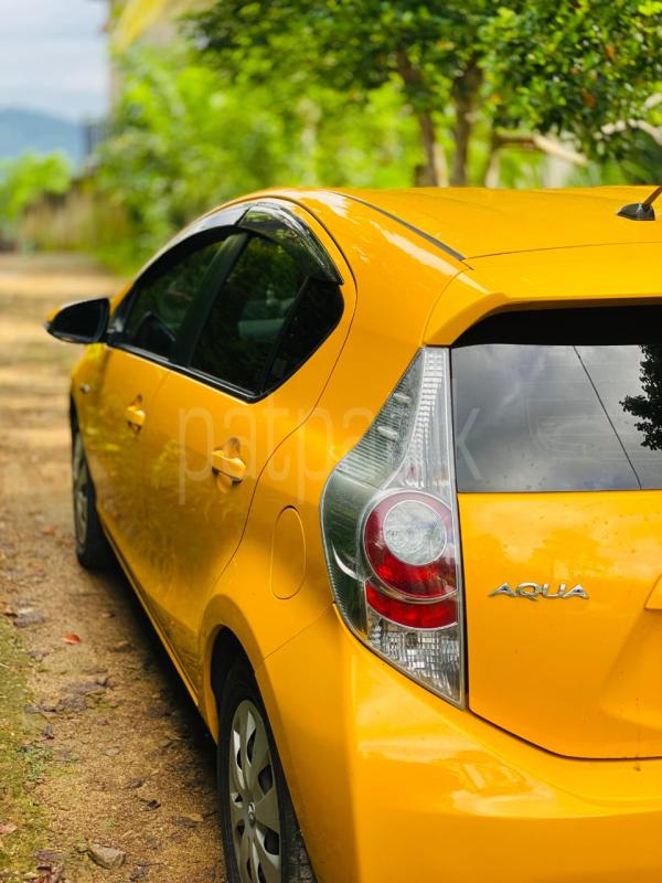 Toyota Aqua 2014 - பயன்படுத்தப்பட்டது கார் sale in Sri Lanka - patpat.lk