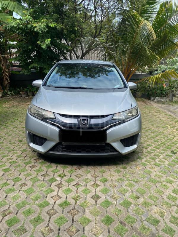 Honda Fit 2014 - பயன்படுத்தப்பட்டது கார் sale in Sri Lanka - patpat.lk