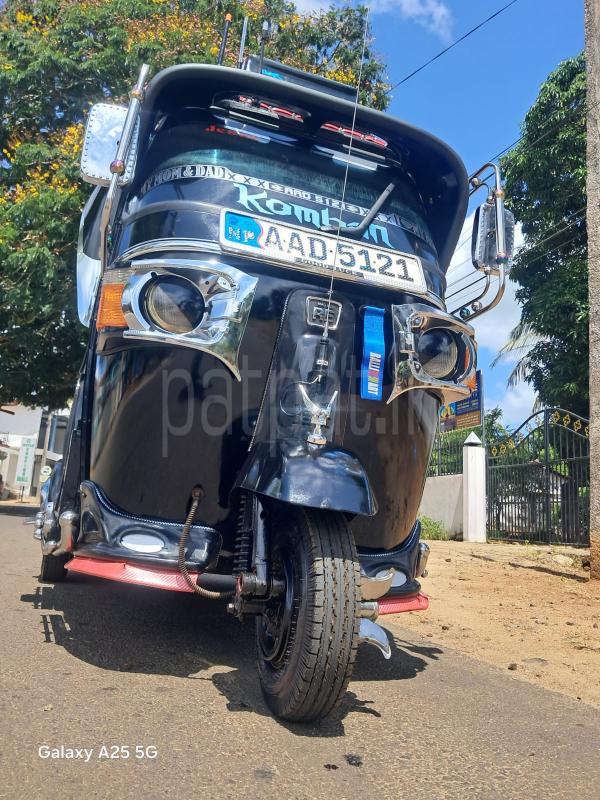 Bajaj 4 stroke 2012 - பயன்படுத்தப்பட்டது முச்சக்கர வண்டி sale in Sri Lanka - patpat.lk