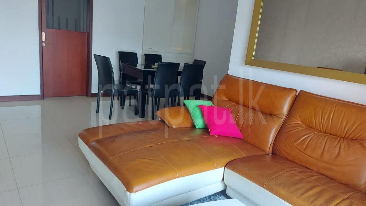 Luxury Apartment for Rent in Slave Island (Colombo 02)