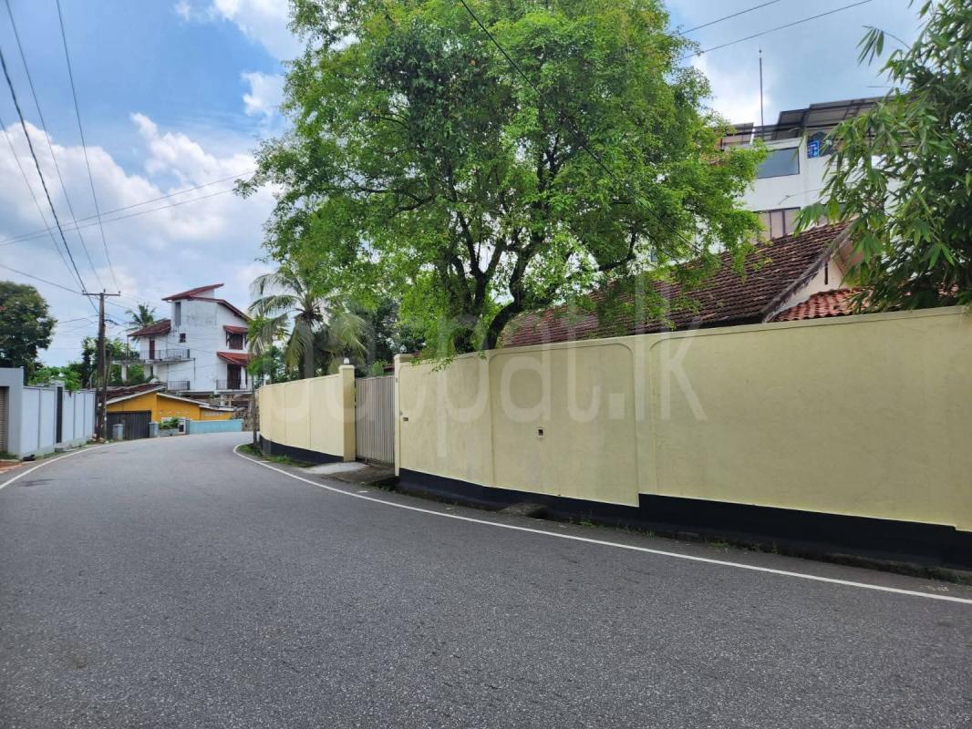House for Sale in Pita Kotte