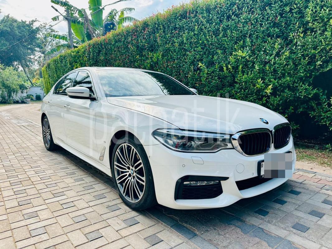 BMW 530E 2017 - பயன்படுத்தப்பட்டது கார் sale in Sri Lanka - patpat.lk