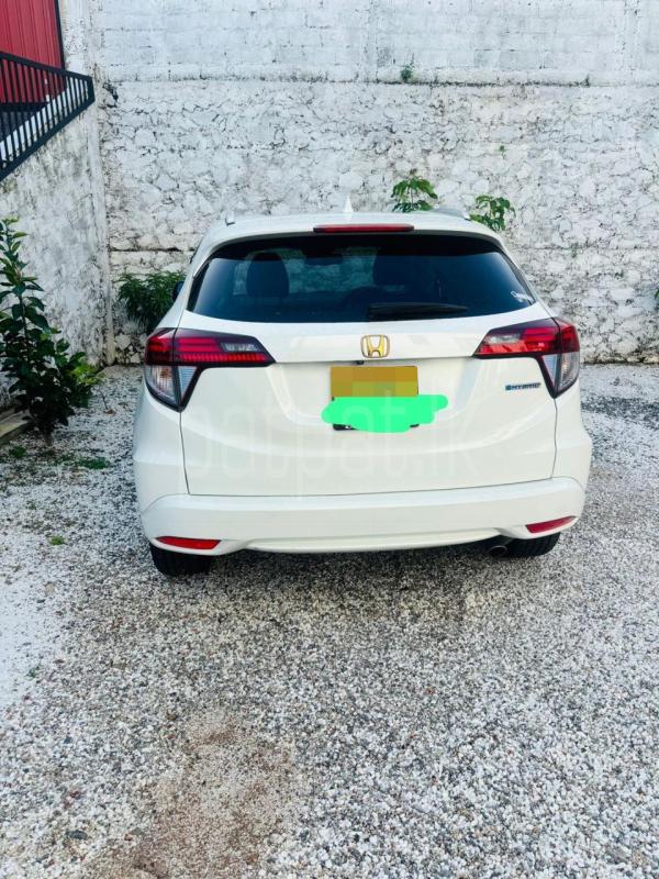 Honda Vezel 2016 - பயன்படுத்தப்பட்டது SUV sale in Sri Lanka - patpat.lk