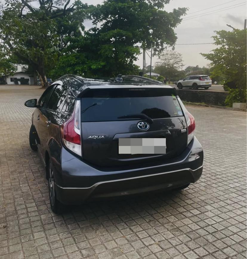 Toyota Aqua 2015 - Used Car sale in Sri Lanka - patpat.lk
