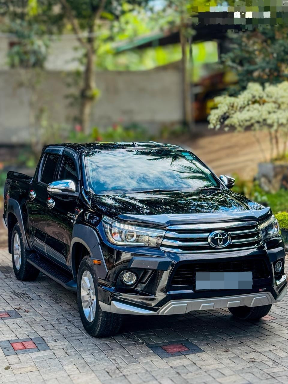 Toyota Hilux 2016 - Used Pick-up  sale in Sri Lanka - patpat.lk