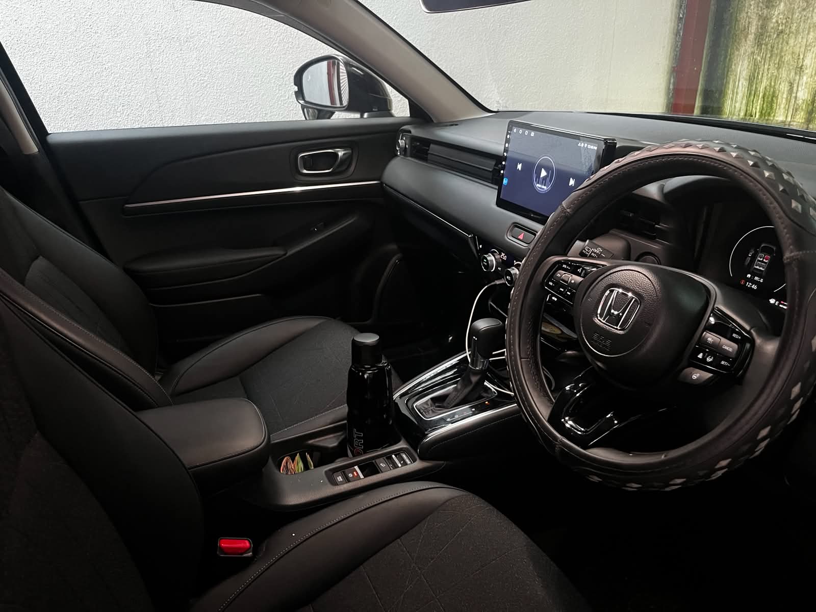 Honda Vezel 2025 - பயன்படுத்தப்பட்டது SUV sale in Sri Lanka - patpat.lk