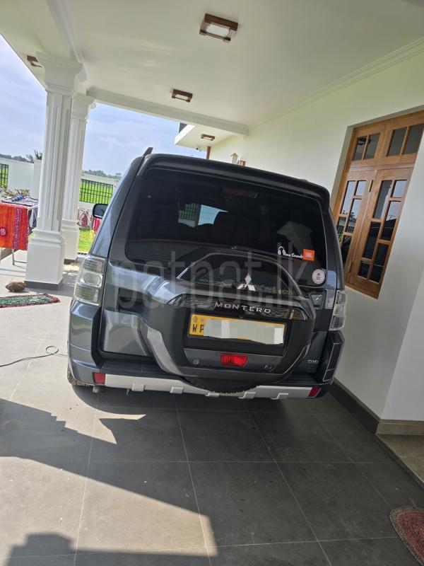 Advertisement image 6