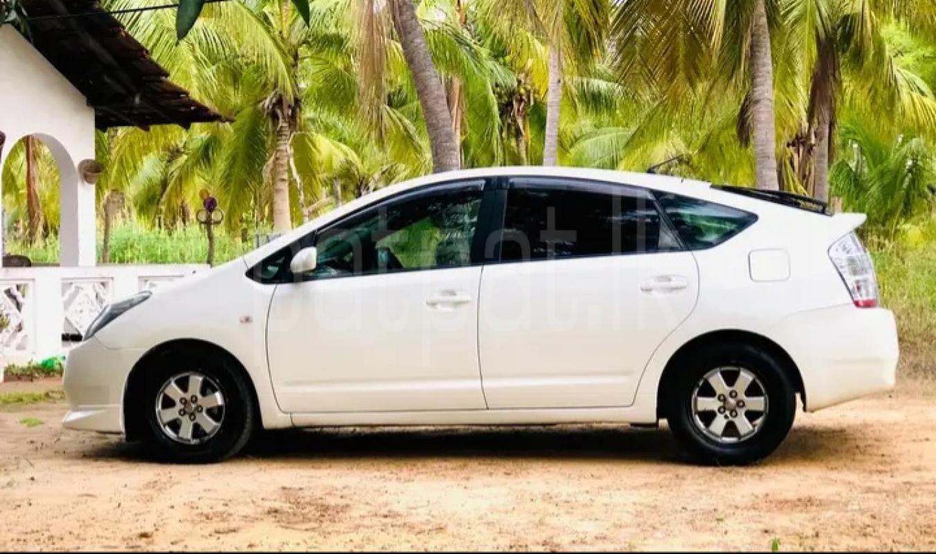 Toyota Prius 2008 - பயன்படுத்தப்பட்டது கார் sale in Sri Lanka - patpat.lk