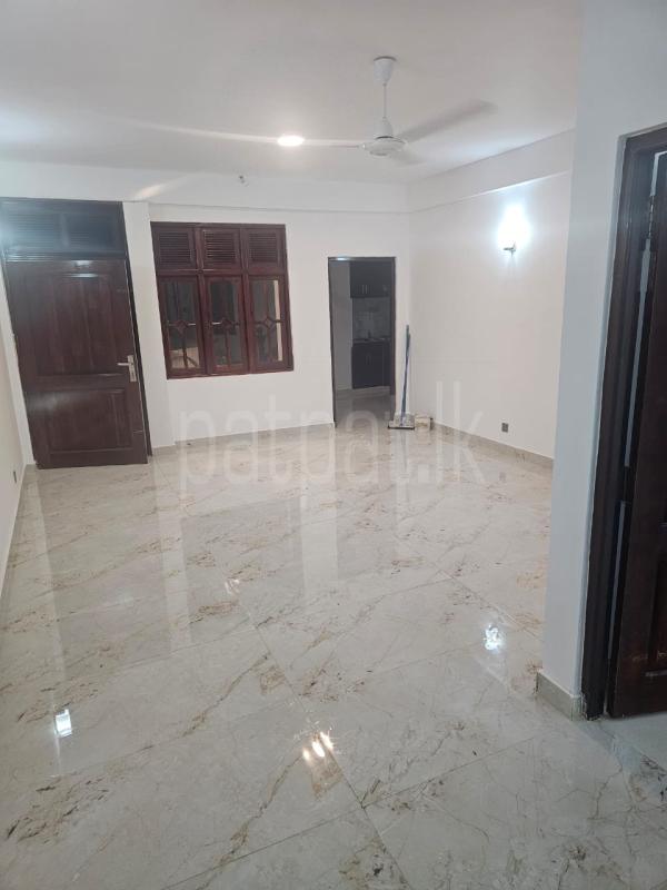 Unfurnished Apartment for Sale in Kollupitiya (Colombo 03) ads-image-1