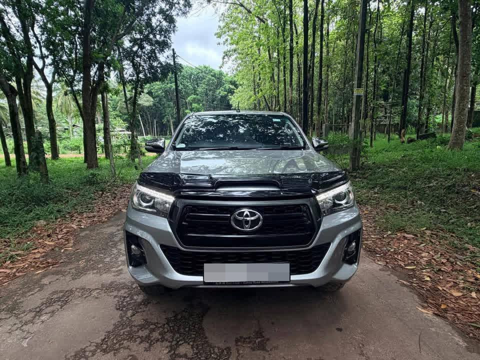 Toyota Hilux 2017 - Used Pick-up  sale in Sri Lanka - patpat.lk