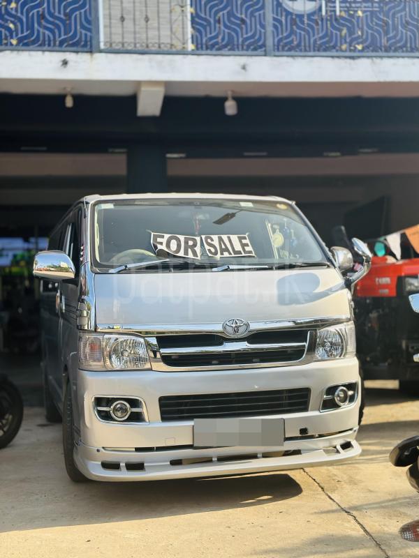 Toyota Hiace 2007 - பயன்படுத்தப்பட்டது வேன் sale in Sri Lanka - patpat.lk