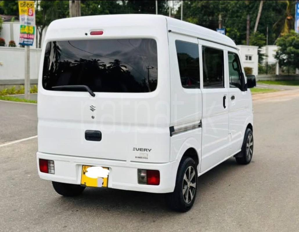 Advertisement image 4