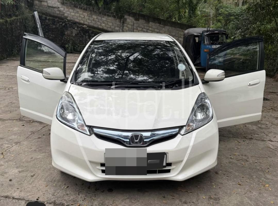 Honda Fit 2012 - பயன்படுத்தப்பட்டது கார் sale in Sri Lanka - patpat.lk