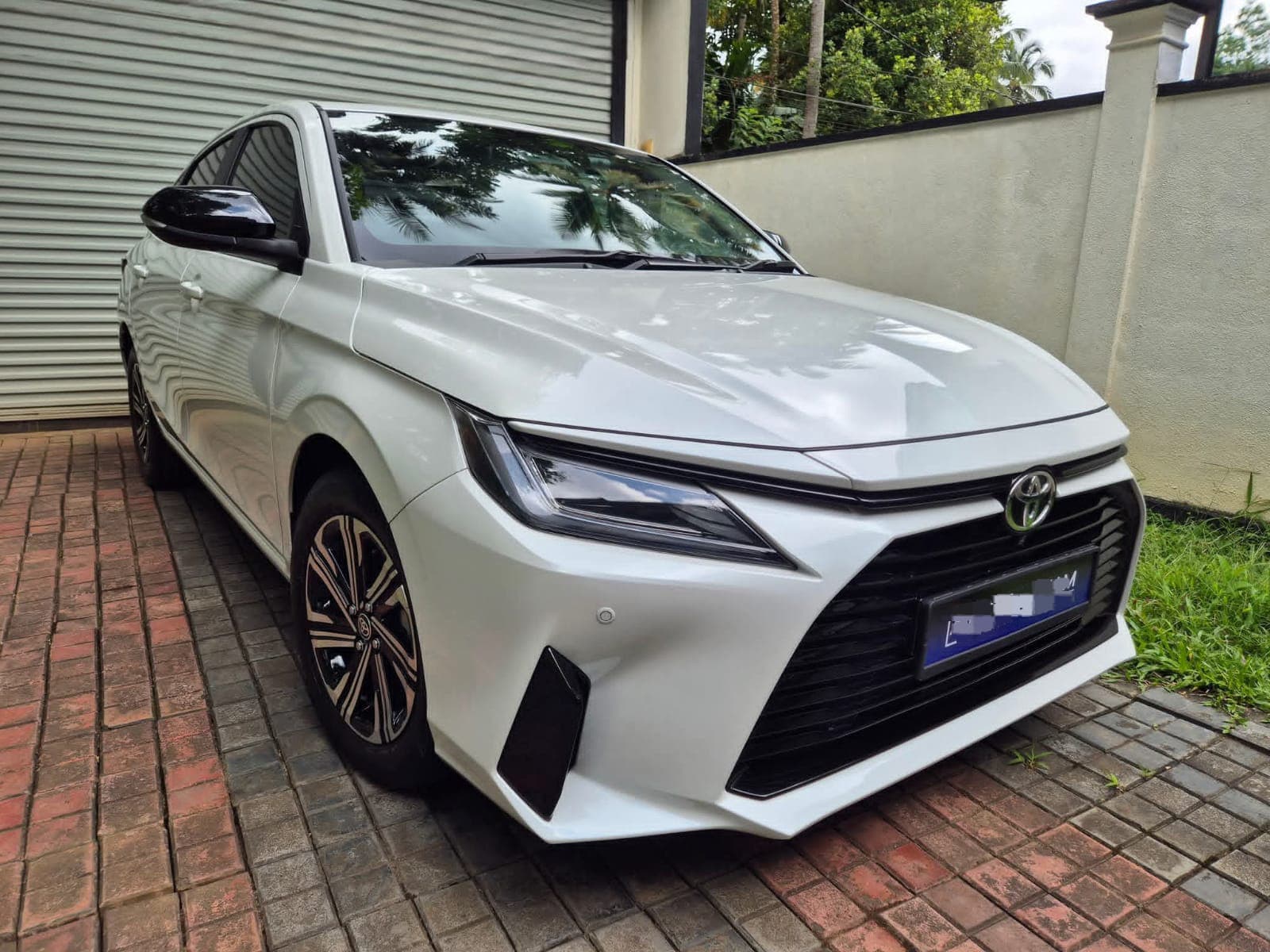 Toyota Yaris Ativ 2025 ads-image-1