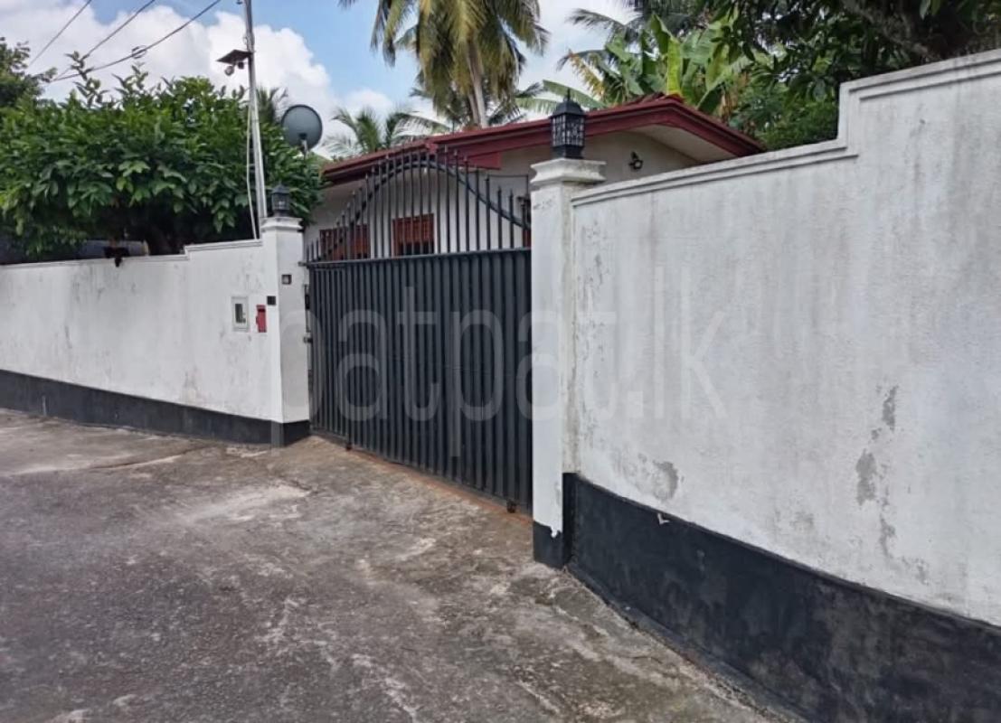 House for Sale in Kottawa ads-image-1