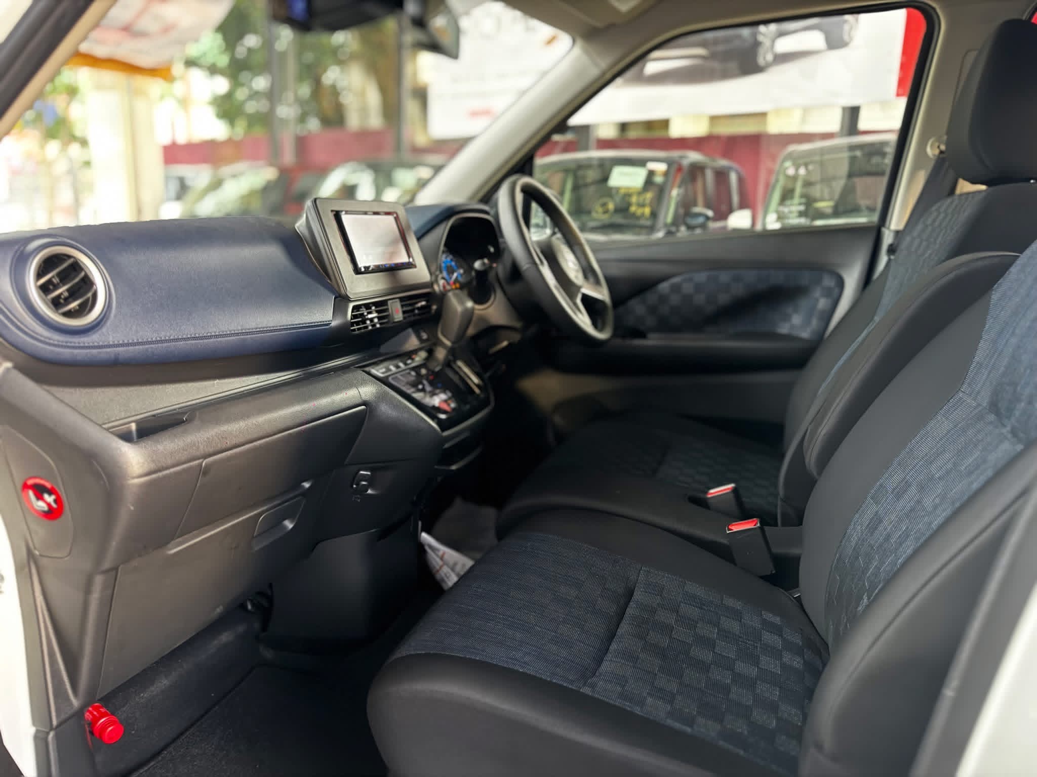 Advertisement image 4