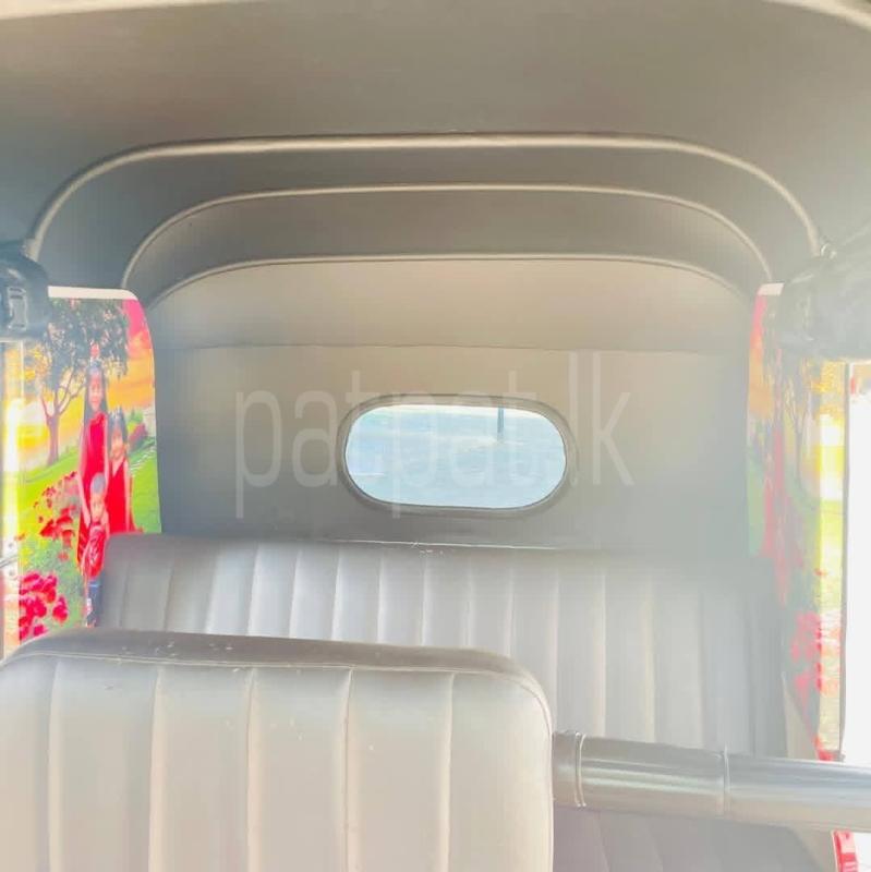 Bajaj Three Wheel 2020 - பயன்படுத்தப்பட்டது முச்சக்கர வண்டி sale in Sri Lanka - patpat.lk