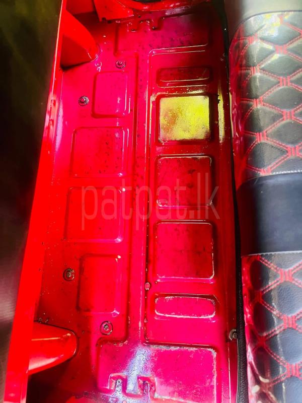Bajaj 4 stroke 2016 - භාවිතා කරන ලද ත්‍රිරෝද රථය sale in Sri Lanka - patpat.lk