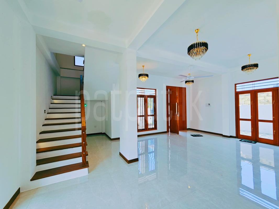 House for Sale in Piliyandala