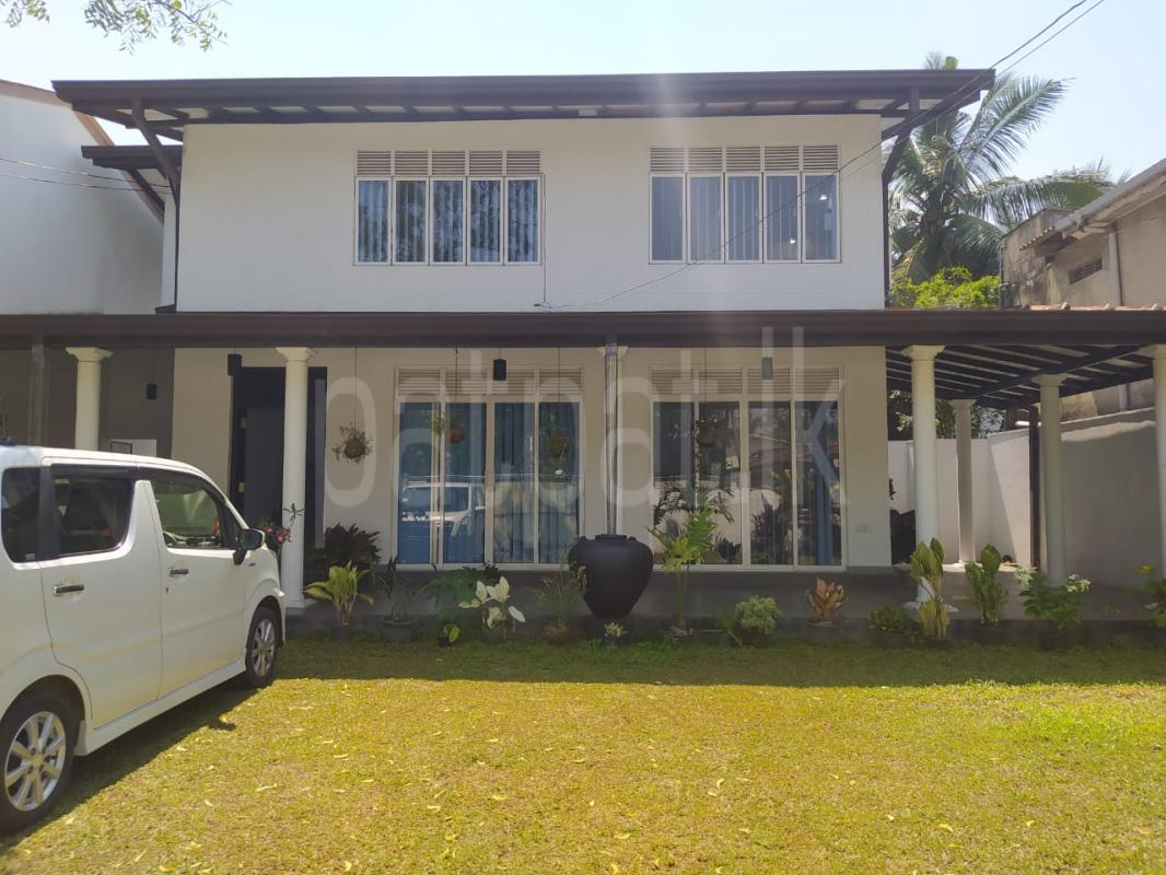 House for Sale in Wellawatta (Colombo 06)