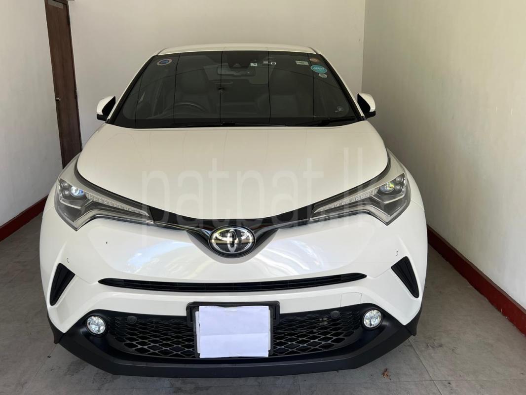 Toyota CHR 2017 - பயன்படுத்தப்பட்டது SUV sale in Sri Lanka - patpat.lk
