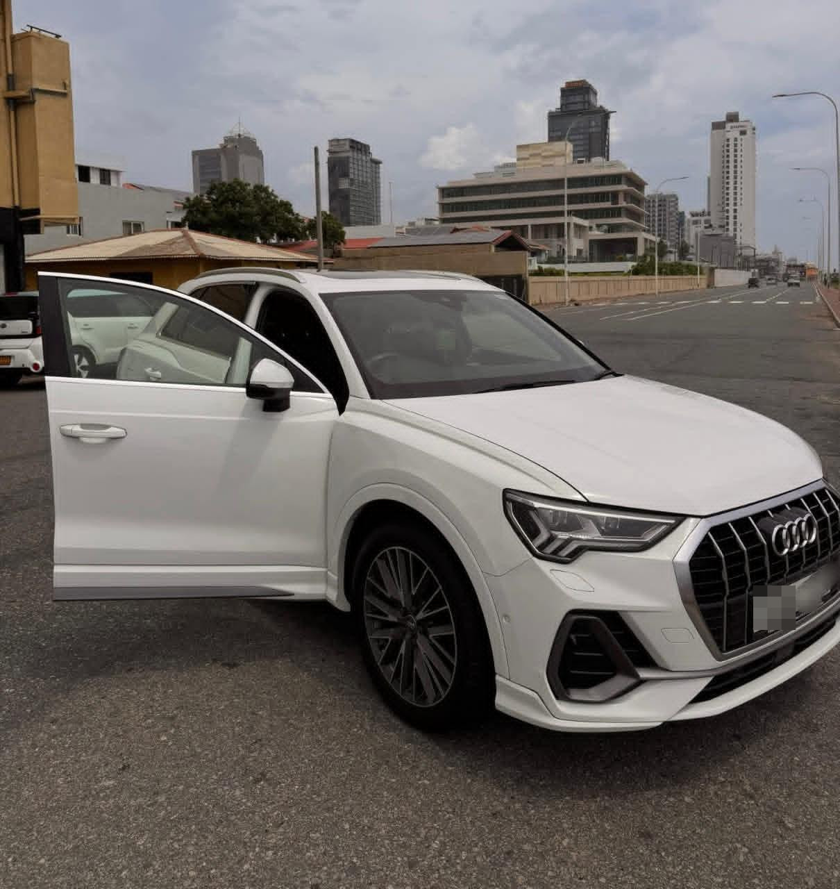 Audi Q3 2019 - Used SUV sale in Sri Lanka - patpat.lk