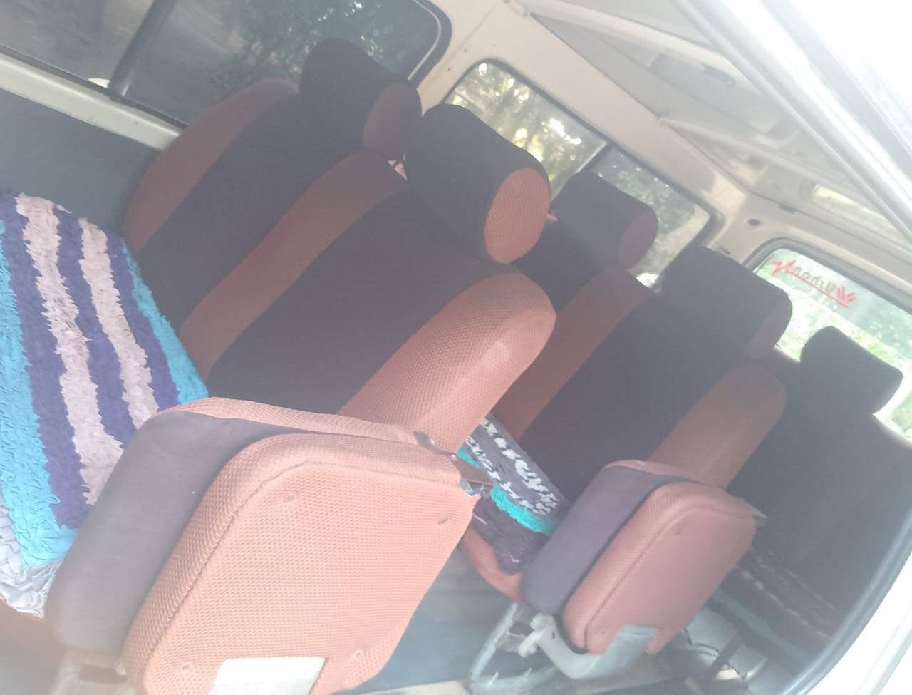 Toyota Hiace 2000 - பயன்படுத்தப்பட்டது வேன் sale in Sri Lanka - patpat.lk