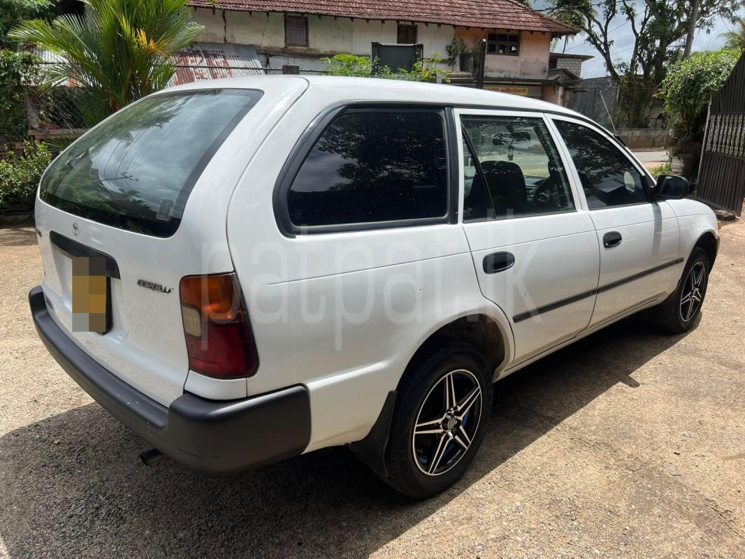 Toyota Corolla 1997 - பயன்படுத்தப்பட்டது கார் sale in Sri Lanka - patpat.lk