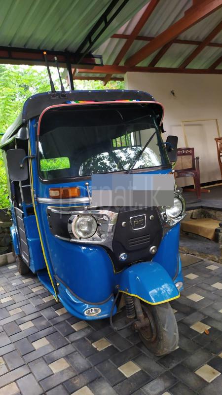 Bajaj Three Wheel 2016 - பயன்படுத்தப்பட்டது முச்சக்கர வண்டி sale in Sri Lanka - patpat.lk