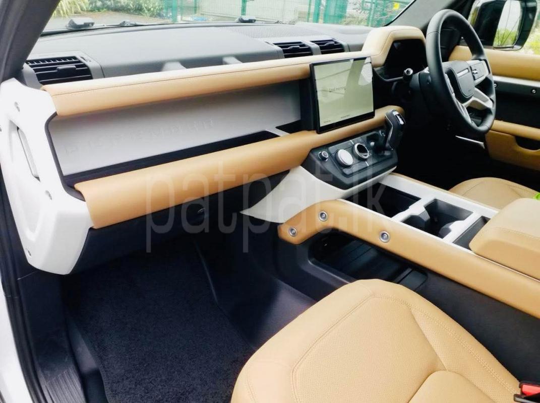 Land Rover Defender 2025 - சான்றளிக்கப்பட்டது SUV sale in Sri Lanka - patpat.lk
