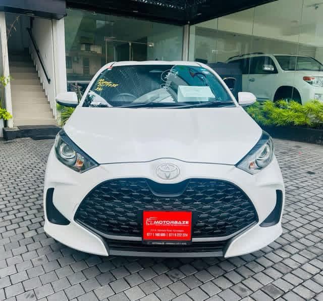 Toyota Yaris 2024 - மறுசீரமைக்கப்பட்டது கார் sale in Sri Lanka - patpat.lk