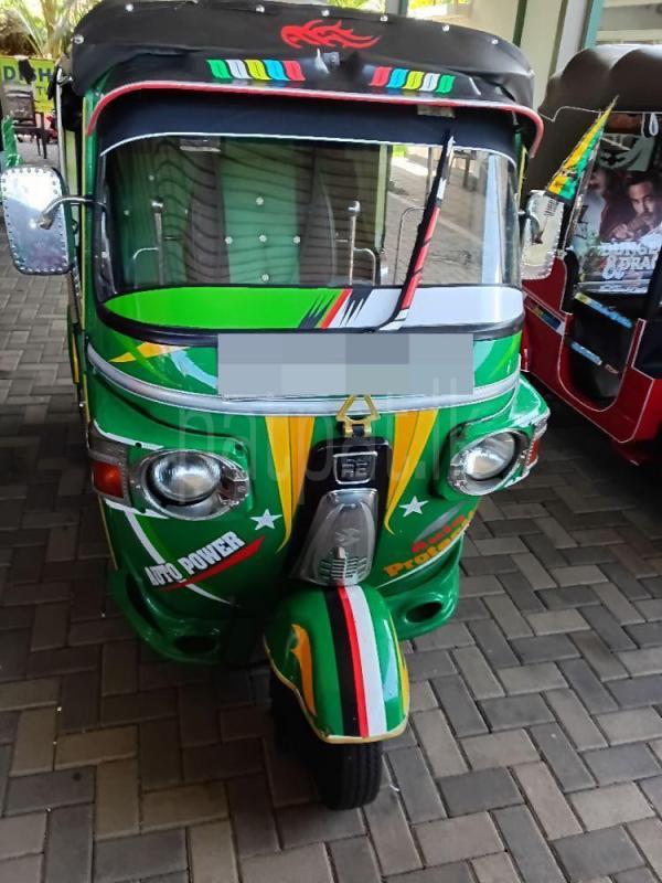 Bajaj Three Wheel 2011 - භාවිතා කරන ලද ත්‍රිරෝද රථය sale in Sri Lanka - patpat.lk