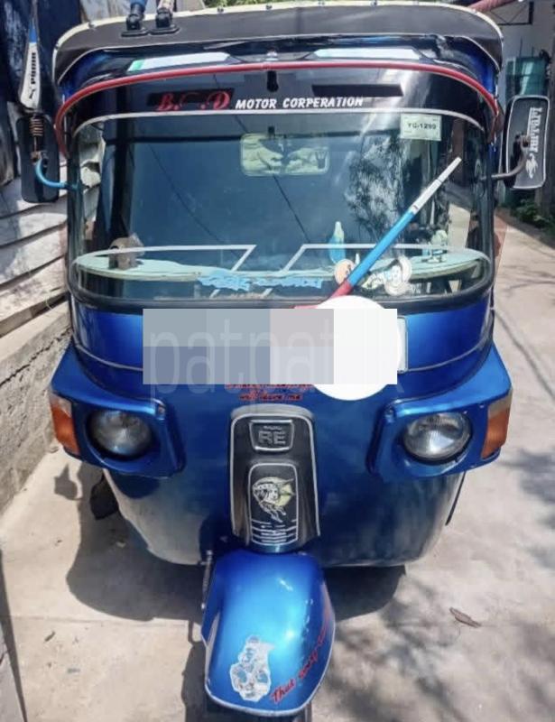 Bajaj Three Wheel 2012 - பயன்படுத்தப்பட்டது முச்சக்கர வண்டி sale in Sri Lanka - patpat.lk