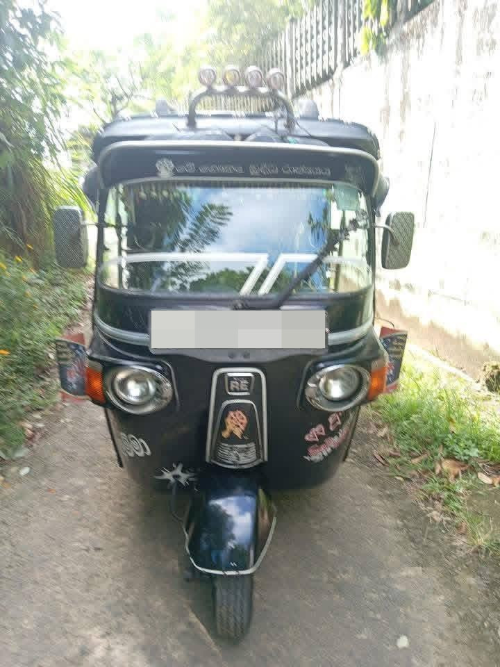 Bajaj 4 stroke 2012 - பயன்படுத்தப்பட்டது முச்சக்கர வண்டி sale in Sri Lanka - patpat.lk