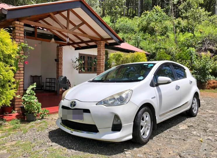 Toyota Aqua 2013 - Used Car sale in Sri Lanka - patpat.lk