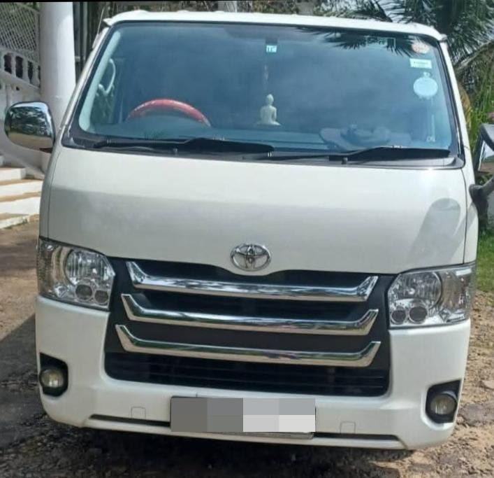 Toyota Hiace 2014 ads-image-1